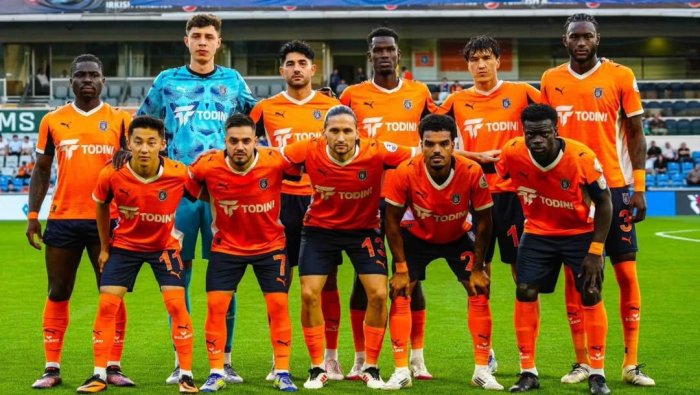 Туркия. Шомуродов ва Файзуллаев ўйнаган баҳсда “Башакшеҳир” дуранг қайд этди