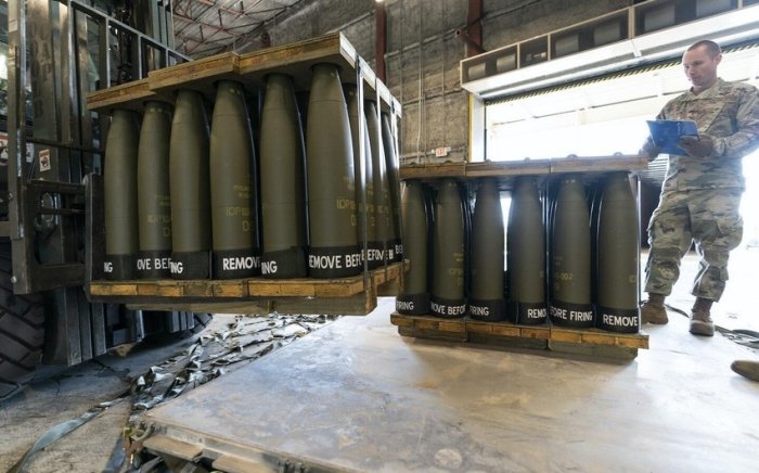 Chexiya 2025 yilda Ukrainaga 1 million snaryad yetkazib berdi