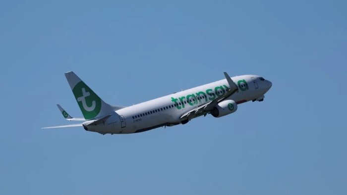 Evropa aviakompaniyalari reyslarni qisqartirmoqda