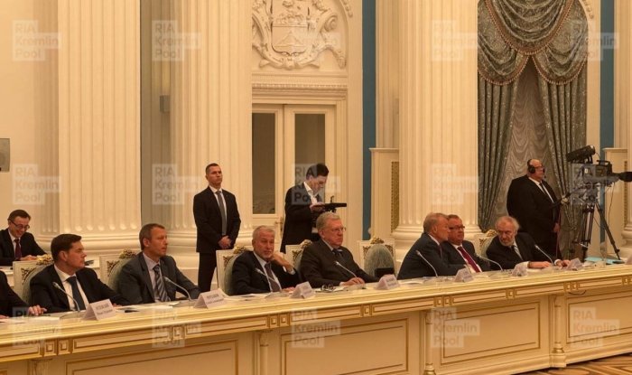 Абрамович Кремлда Истанбул музокаралари олдидан пайдо бўлди Абрамович Кремлда Истанбул музокаралари олдидан пайдо бўлди