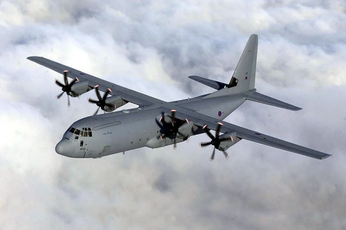 Boliviyada harbiy samolyot halokatga uchradi, bir nechta odam halok bo‘ldi