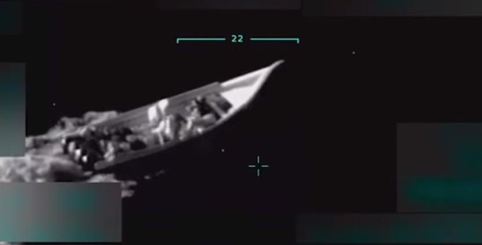 АҚШ ҳарбийлари Кариб денгизида Венесуэланинг наркотиклар ортилган кемасини чўктирди