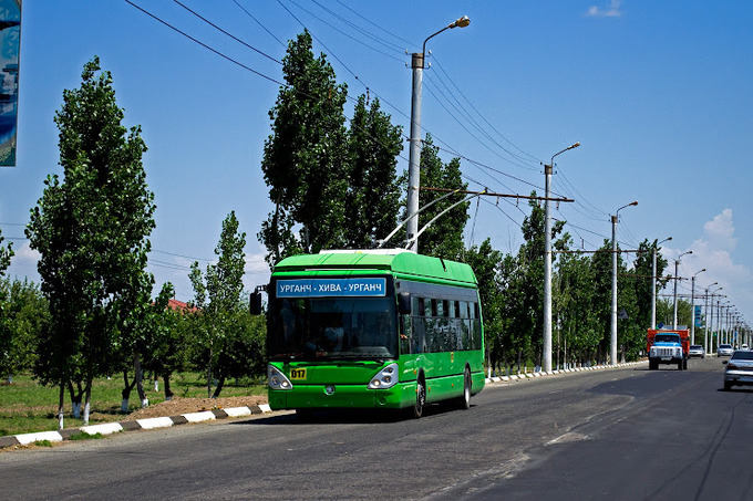 Urganch va Xiva o‘rtasida trolleybus harakati tiklandi Urganch va Xiva o‘rtasida trolleybus harakati tiklandi