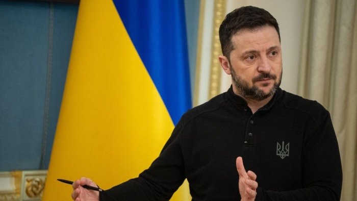 Украина ва АҚШ вакиллари фойдали қазилмалар бўйича битим тузиш ниятида эканликларини тасдиқловчи меморандумни имзолади