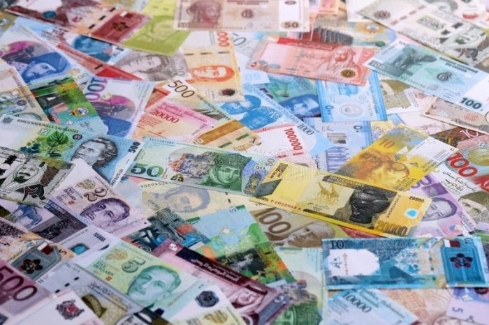 Eron urushi o‘ttizga yaqin davlat valyutasi qadrini tushirib yubordi