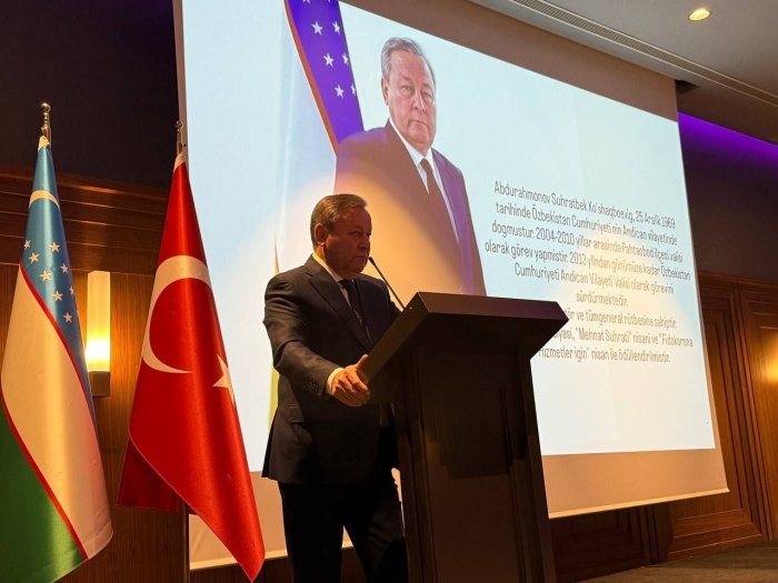 Andijon viloyati hokimi Istanbul shahrida turkiyalik ishbilarmonlar ishtirokida o‘tkazilayotgan biznes-forumda qatnashmoqda