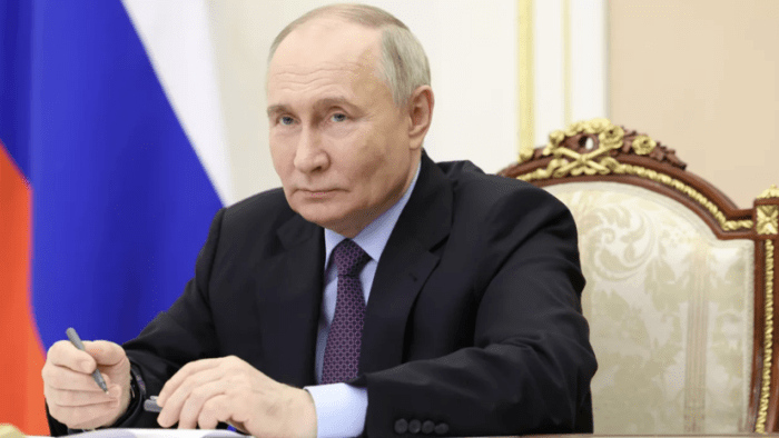 Путин Эрондаги портлаш муносабати билан ҳамдардлик билдирди Путин Эрондаги портлаш муносабати билан ҳамдардлик билдирди