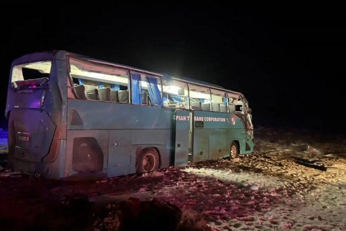 Қозоғистонда автобус ағдарилиб кетди, ҳалок бўлганлар бор