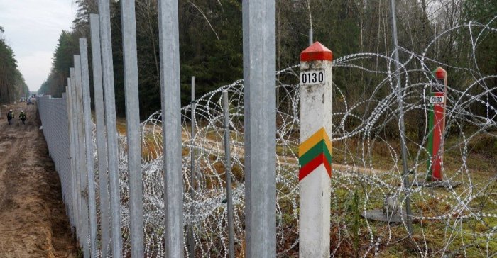 Литва контрабанда ҳаво шарлари туфайли Беларус билан чегарасини вақтинча ёпди