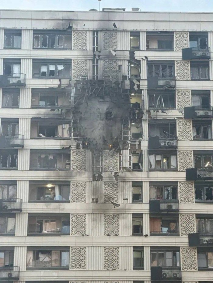 Ukrainaning Moskva va Moskva viloyatiga uyushtirgan dron hujumlari natijasida uch kishi halok bo‘ldi