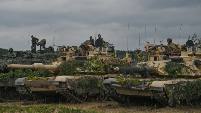 Оқ уй: АҚШ Украинага Abrams танкларини етказиб бериш бўйича якуний қарорга келмаган