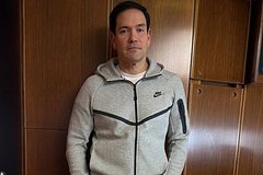 Tramp Marko Rubioning “Maduro uslubi”dagi sport kiyimini maqtadi