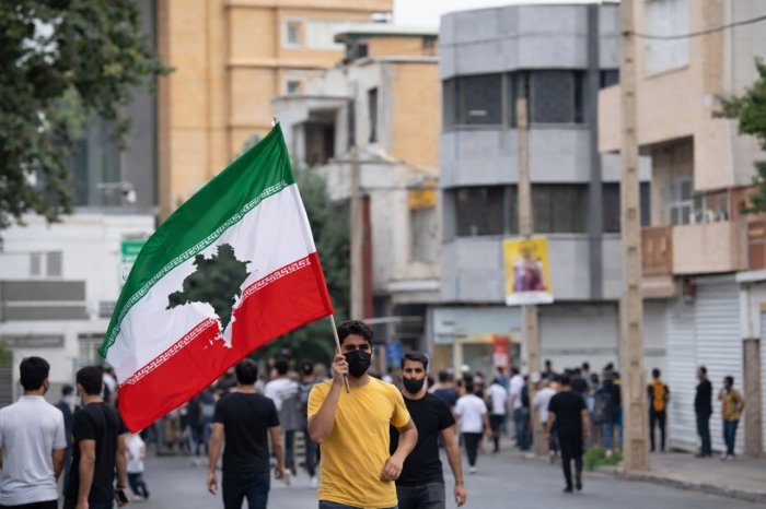 Эрон прокуратураси хориждаги фуқароларини огоҳлантирди