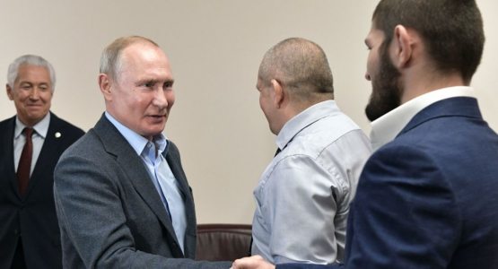 Путин Ҳабиб Нурмагомедовга: “Мен яхши бўғиш усулини томоша қилдим”