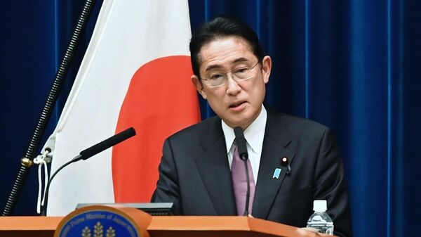 Япония бош вазири парламентни муддатидан олдин тарқатиб юбориш таклифини рад этди