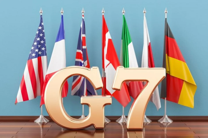 Зеленский Францияда бўлиб ўтадиган G7 саммитида иштирок этади