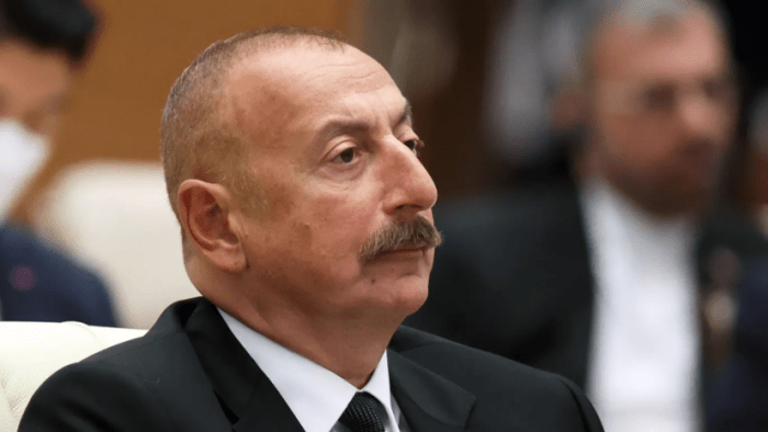 Aliyev Moskvaga amaliy tashrif bilan bordi