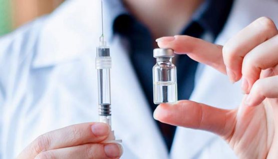 Janubiy Koreyada besh kishilik vaksina bilan yetti kishi emlanmoqda