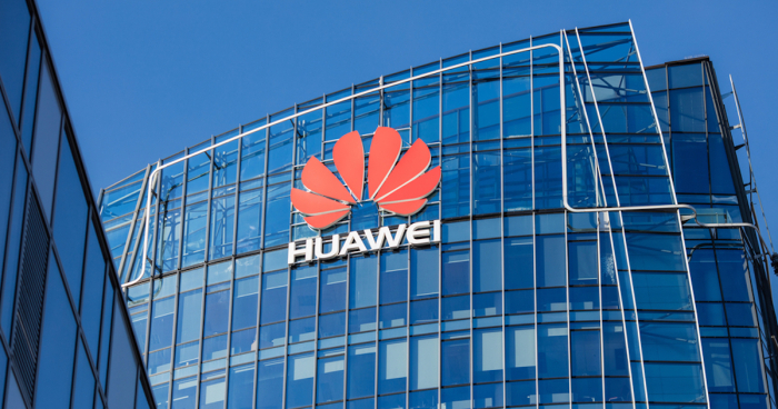 Huawei Россиядаги интернет-дўконини ёпди