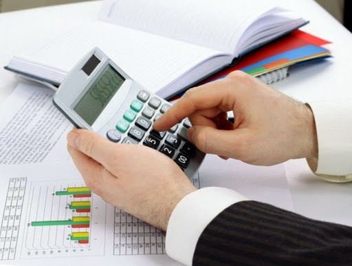 O‘qituvchilar va tibbiyot xodimlarining oyligi 2 baravar oshiriladi