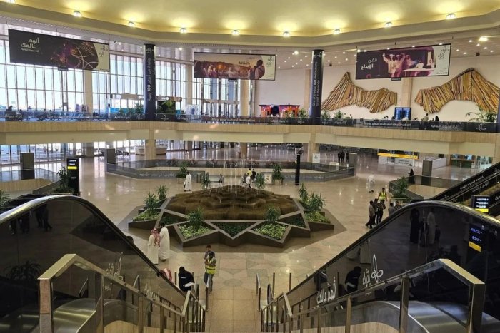 Саудияда эри томонидан зўравонликка учраган аёл Ўзбекистонга қайтарилди