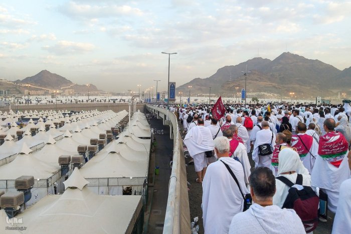 Haj qoidasini buzgan 76 ming kishi hibsga olindi Haj qoidasini buzgan 76 ming kishi hibsga olindi