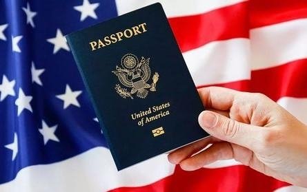 Трамп маъмурияти муҳожирлар Америка фуқаролигини олиш учун курашадиган реалити-шоу яратиш имкониятини кўриб чиқмоқда