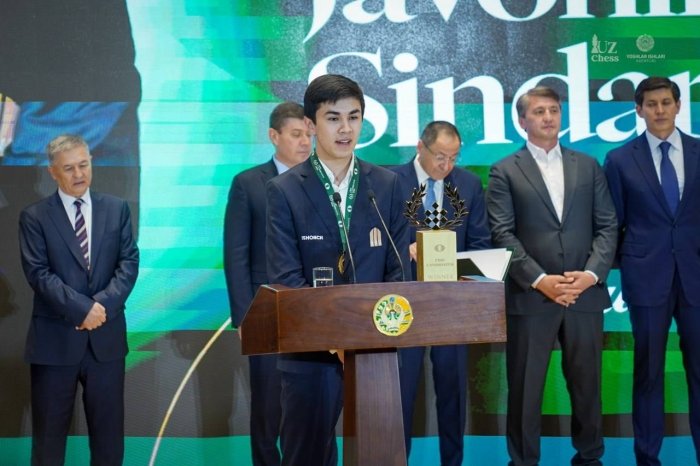 Javohir Sindorov «Mehnat shuhrati» ordeni bilan taqdirlandi