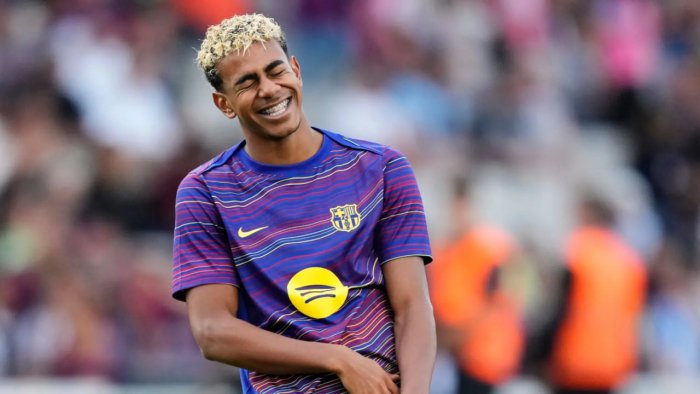 «Барселона» Ямалнинг турмуш тарзидан хавотирда