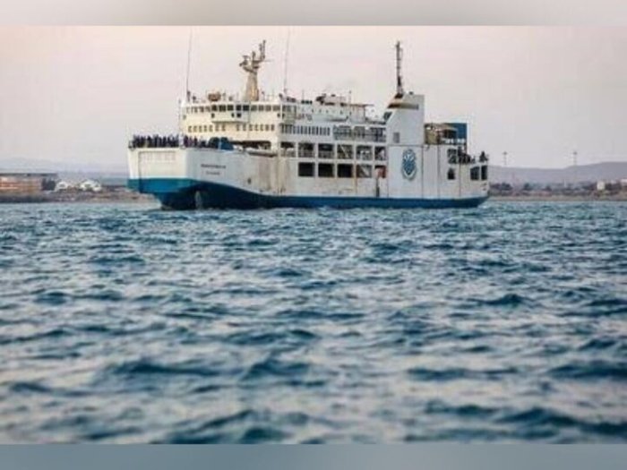 Покистон тарихда илк бор Эронга денгиз йўналиши учун лицензия берди