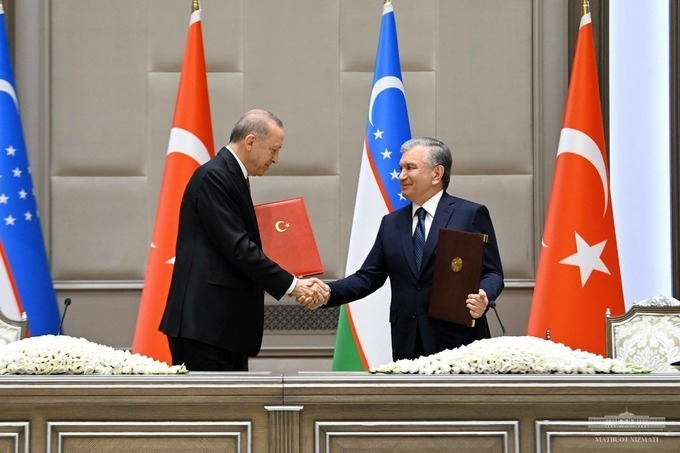 Erdo‘g‘an Shavkat Mirziyoyevni qayta saylangani bilan tabrikladi