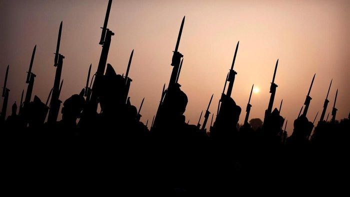 Ҳиндистон Покистон ҳужум қилганини даъво қилмоқда