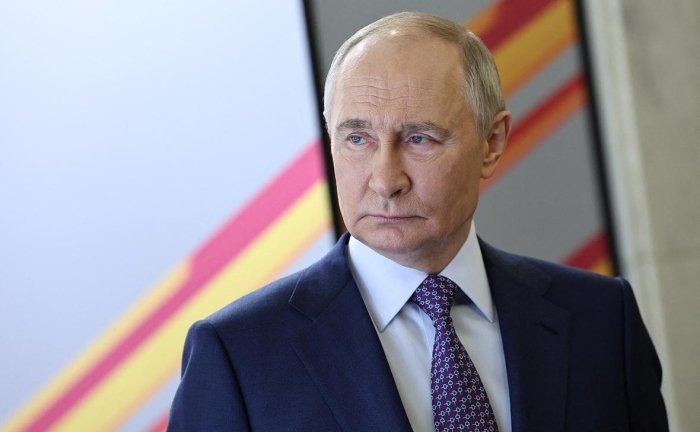 Француз сиёсатчиси: "Путиннинг музокара таклифи Ғарб урушчиларига зарба бўлди" Француз сиёсатчиси: "Путиннинг музокара таклифи Ғарб урушчиларига зарба бўлди"