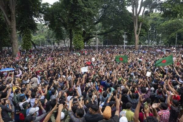 Bangladeshda amaldagi hukumatga qarshi namoyishlar bo‘lib o‘tdi