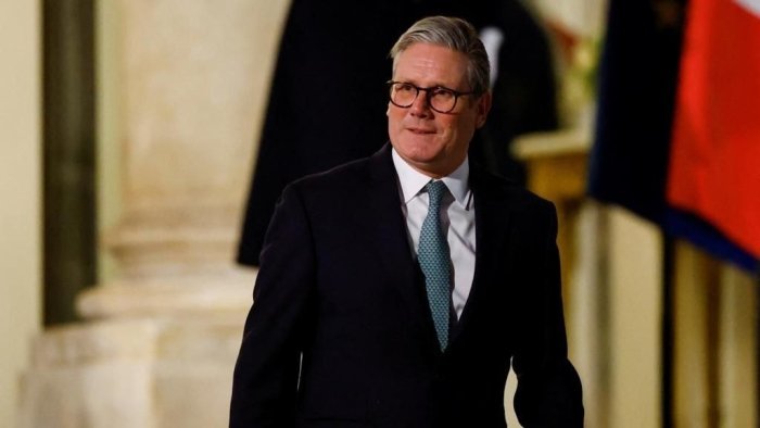  Кир Стамер 2026 йилда Буюк Британия бош вазири лавозимини тарк этиши мумкин