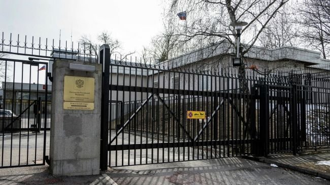 Москва: Швецияда элчихонага дронлар билан ҳужумлар тўхтамаяпти Москва: Швецияда элчихонага дронлар билан ҳужумлар тўхтамаяпти
