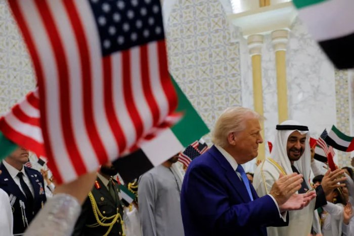 Трампнинг Сурияга нисбатан санкцияларни бекор қилиш қарори "Ғазо бўйича жиддий қарор қабул қилолмаслик"ни яшириш учун ишлатилган