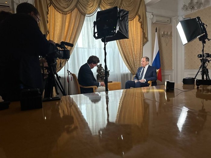 Lavrov Taker Karlsonga intervyu berdi