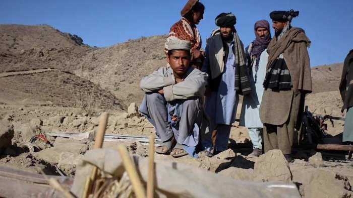 Покистон ҳарбийлари Афғонистонда маҳаллий фуқаронинг уйини бомбалади