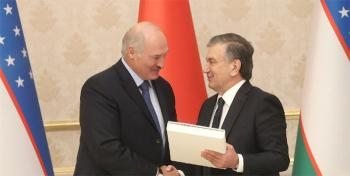 Mirziyoyev Lukashenkoga sovg‘a berdi