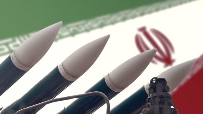 Эрон дронлари ва ракеталари Форс кўрфазидаги АҚШ ҳарбий объектларини яксон қилди