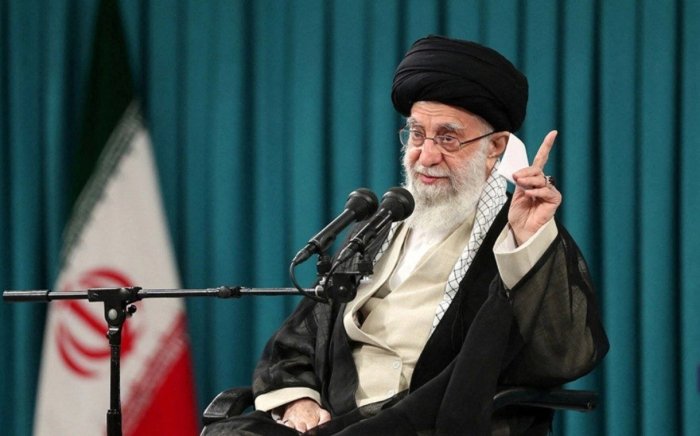  Oyatulloh Xominaiy har ehtimolga qarshi o‘ziga voris qidirmoqda