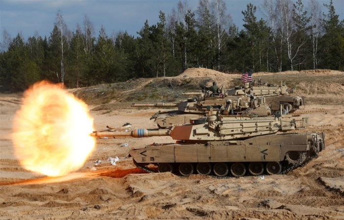 АҚШ Украинага бераётган Abrams танкларининг қандай каромати бор? 