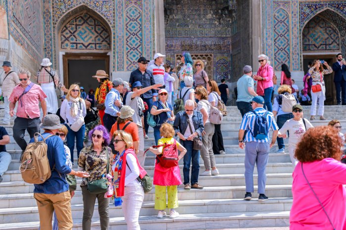 O‘zbekistonga yanvar-sentyabrda qariyb 9 million sayyoh keldi. Bu — tarixiy rekord