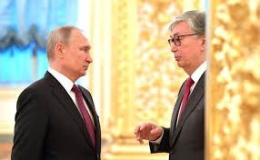 Тоқаев Путинга Украинадаги урушни музлатишни таклиф қилди