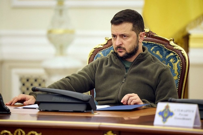 Zelenskiy Rossiya harakatlarini ijobiy yoritishni taqiqlovchi «Ommaviy axborot vositalari to‘g‘risida»gi qonunni imzoladi Zelenskiy Rossiya harakatlarini ijobiy yoritishni taqiqlovchi «Ommaviy axborot vositalari to‘g‘risida»gi qonunni imzoladi
