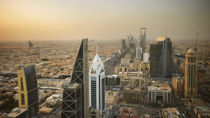 Тезкор хабар: БАА Эроннинг ҳужумларига жавобан ҳарбий амалиёт бошлаши мумкин