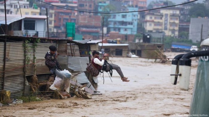 Nepalda kuchli suv toshqinlari oqibatida 100 dan ortiq odam halok bo‘ldi