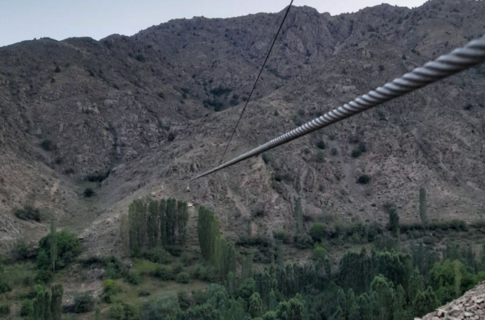 Chodakda ichida fuqarolar bo‘lgan osma kanat to‘xtab qoldi