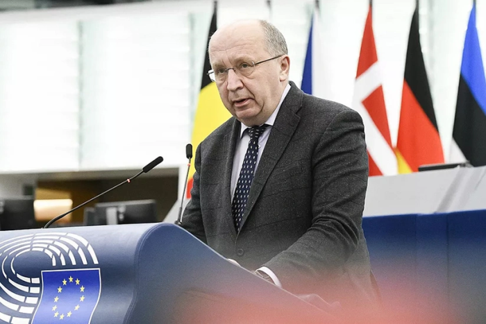 Кубилюс: Европа мудофаа масаласида ҳали “ухлаб ётган гигант”